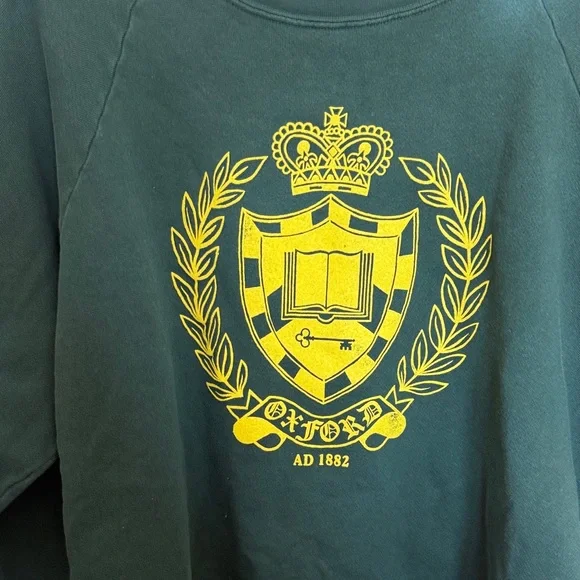 Daydreamer Green Oxford Crest Sweatshirt - Picture 6 of 8